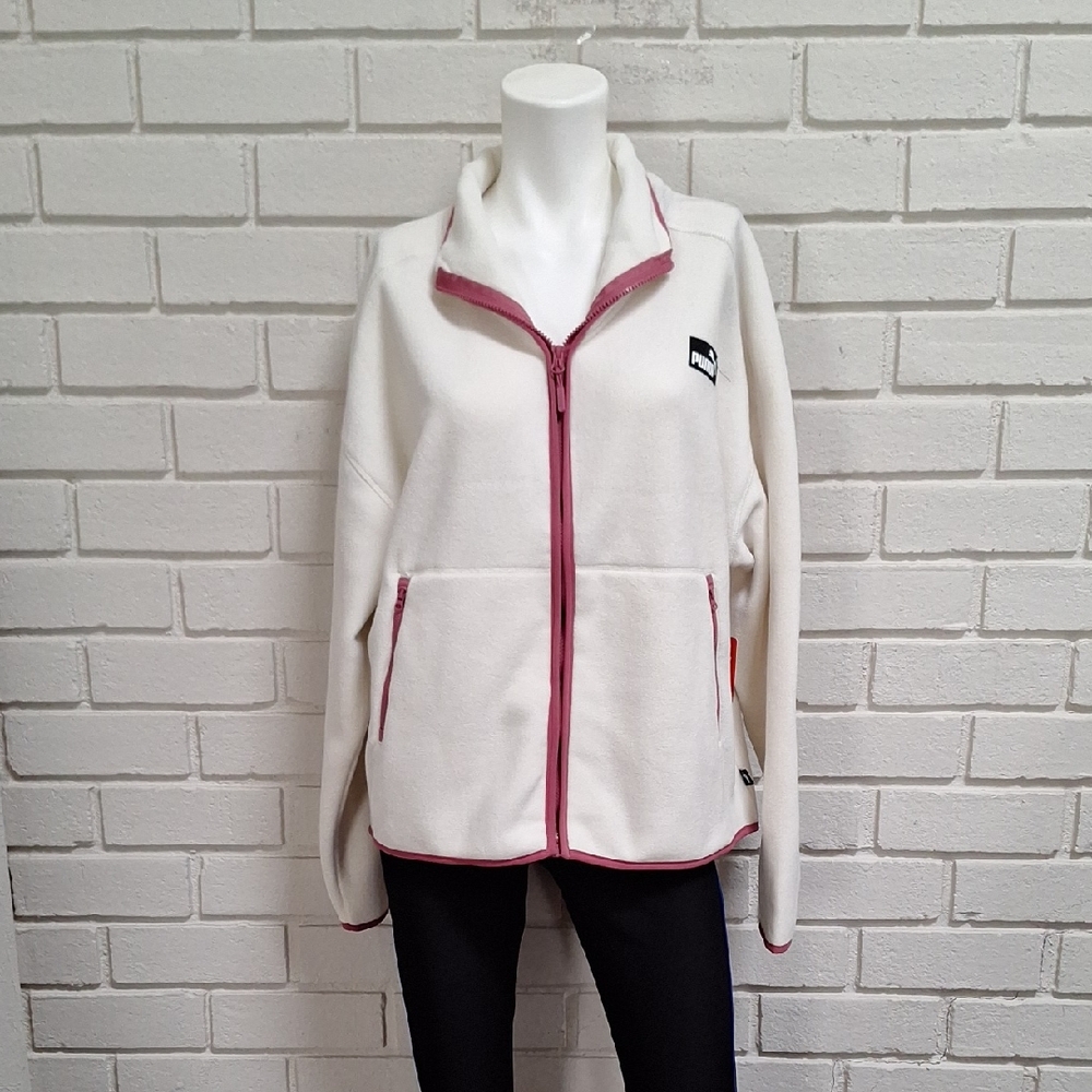 Puma Cream And Pink Fleece Zip-Up Jacket. Size Medium NWT